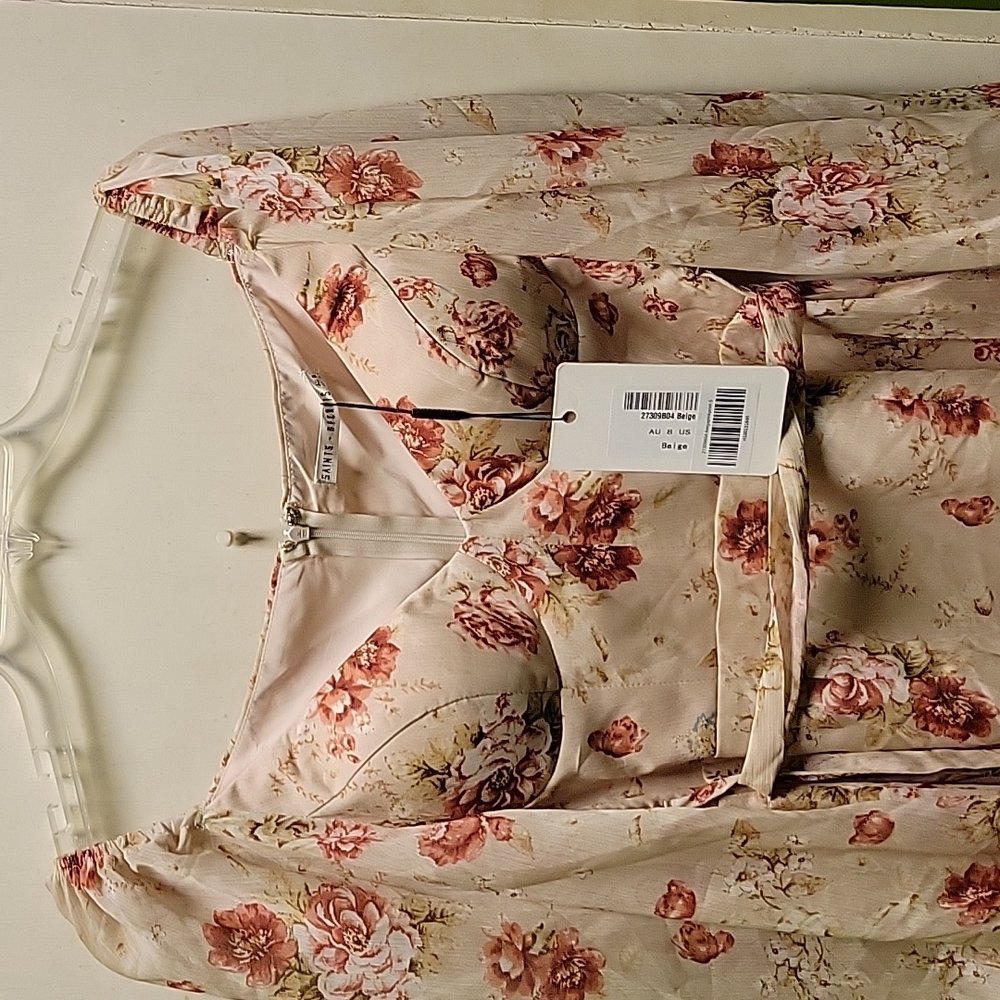 Floral dress! - Picture 4 of 14
